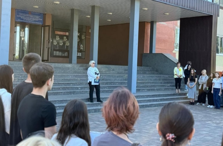 В Старооскольском филиале НИУ «БелГУ» состоялось организационное собрание для 1-х курсов В Старооскольском филиале НИУ «БелГУ» состоялось организационное собрание для 1-х курсов