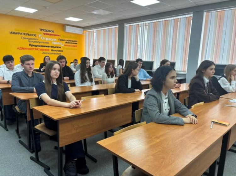 Исторический срез: факультет СПО провел олимпиаду для школьников