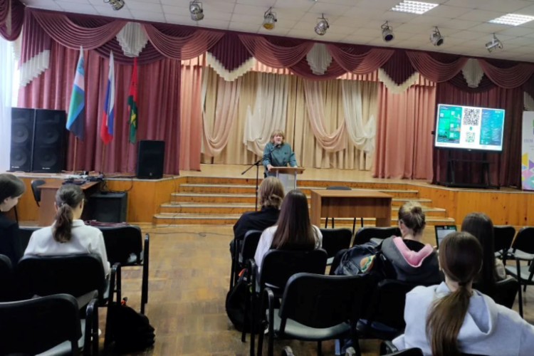 Состоялась встреча преподавателей Старооскольского филиала НИУ «БелГУ» с учащимися МБОУ «СОШ с УИОП № 5»