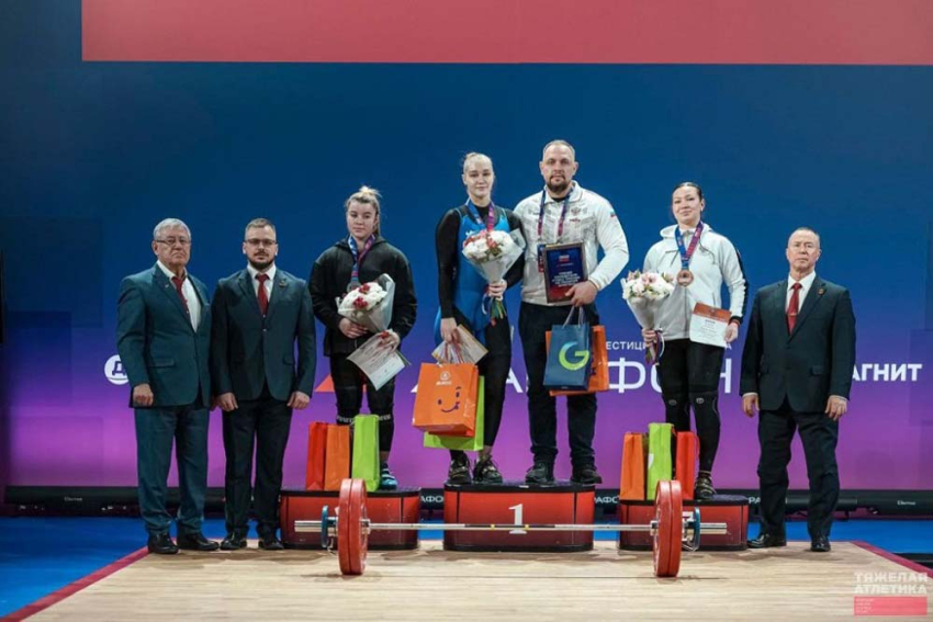 События НИУ «БелГУ» студентка староосколького филиала ниу «белгу» выиграла кубок россии по тяжёлой атлетике