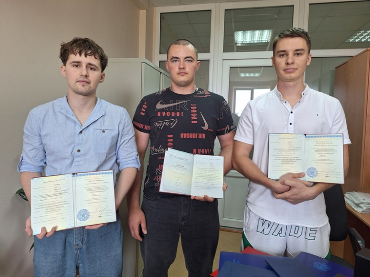 Завершилось обучение по дополнительным профессиональным программам переподготовки